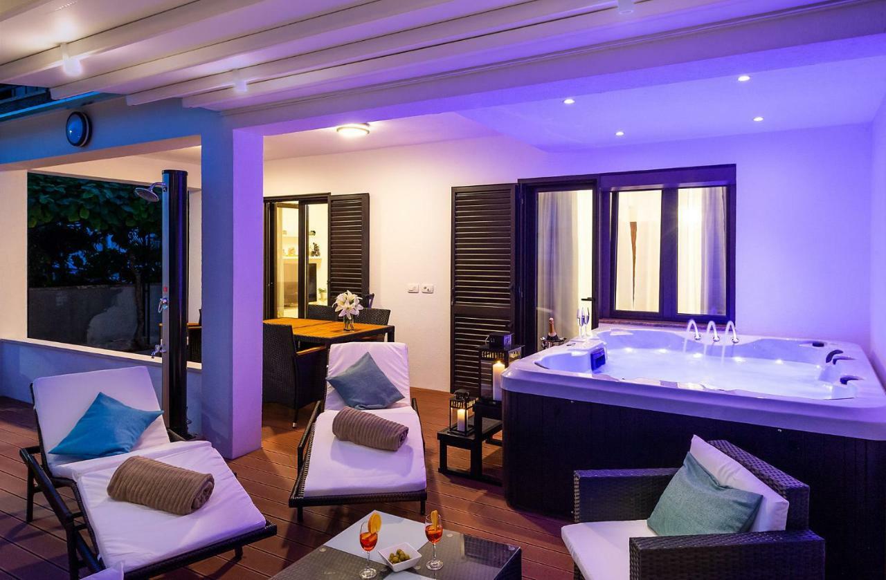 Apartment Auretta Novigrad  ภายนอก รูปภาพ