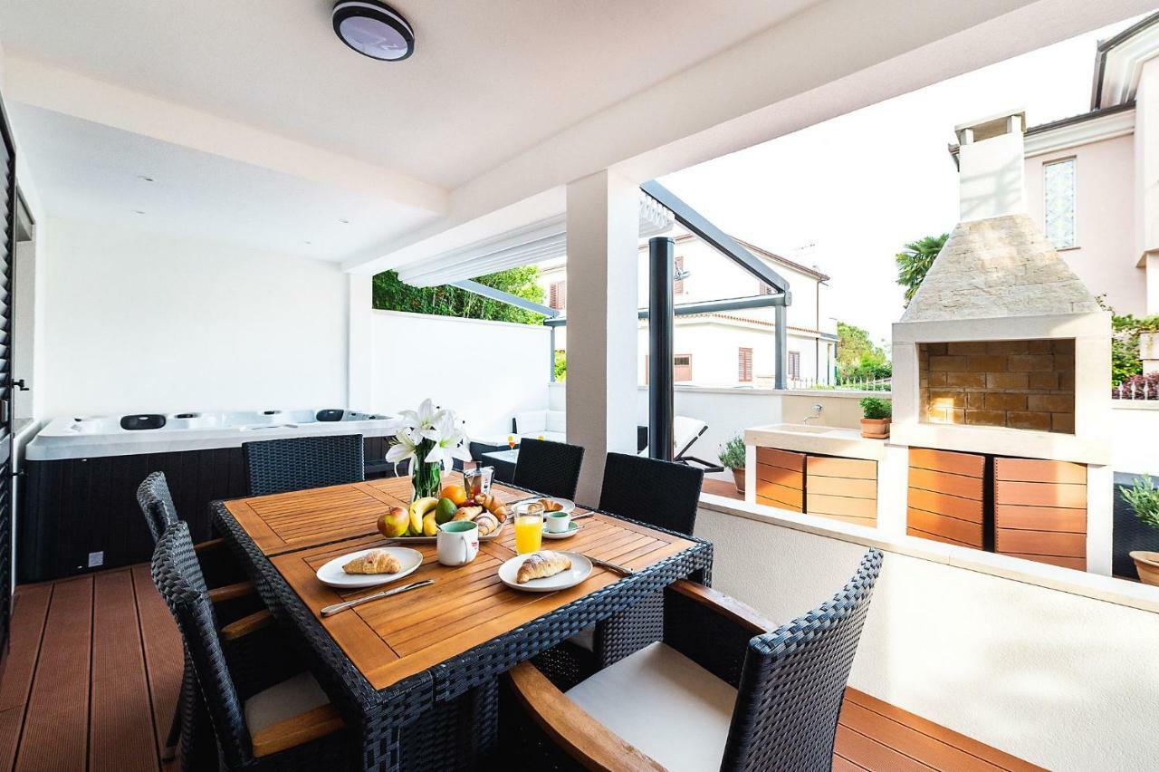 Apartment Auretta Novigrad  ภายนอก รูปภาพ