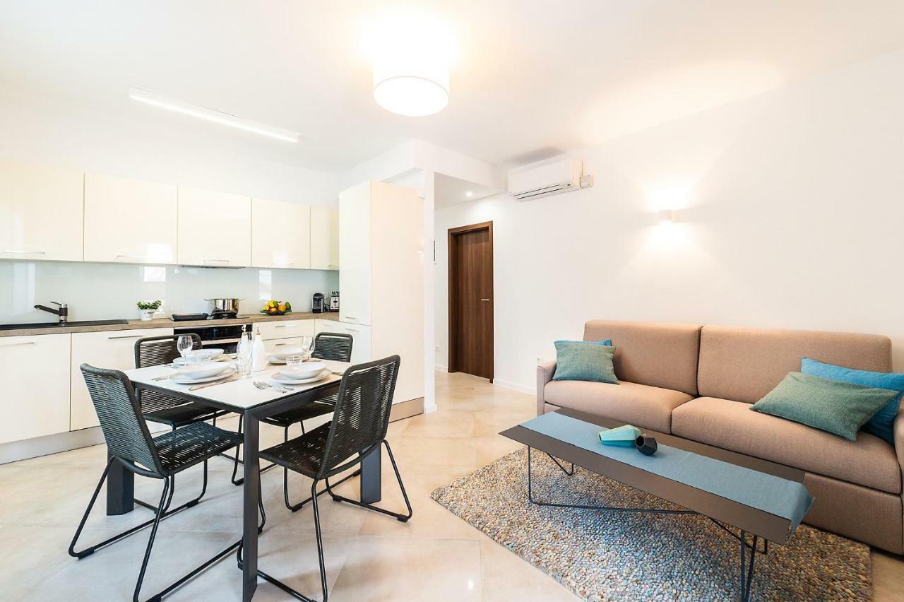 Apartment Auretta Novigrad  ภายนอก รูปภาพ