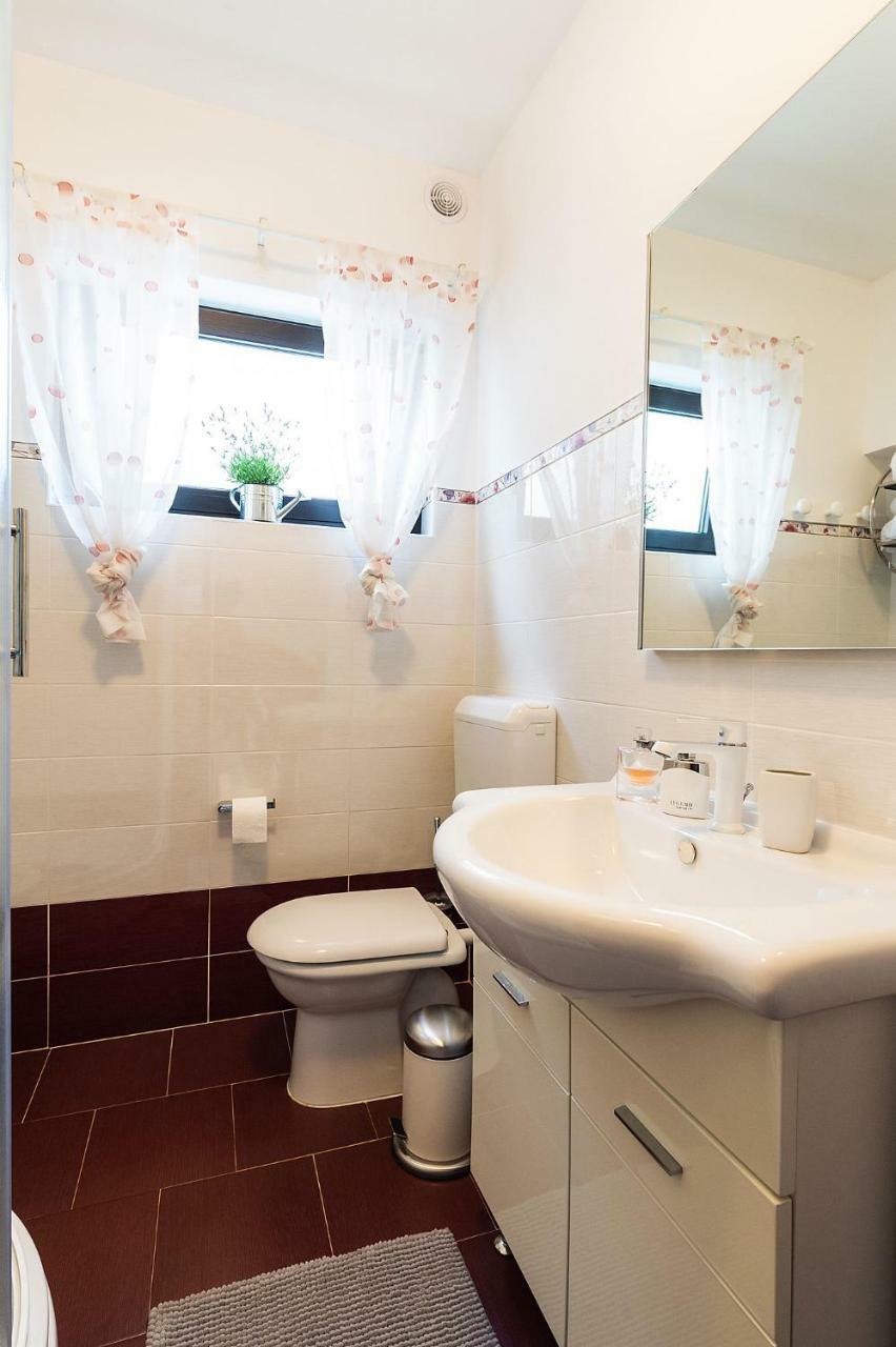 Apartment Auretta Novigrad  ภายนอก รูปภาพ